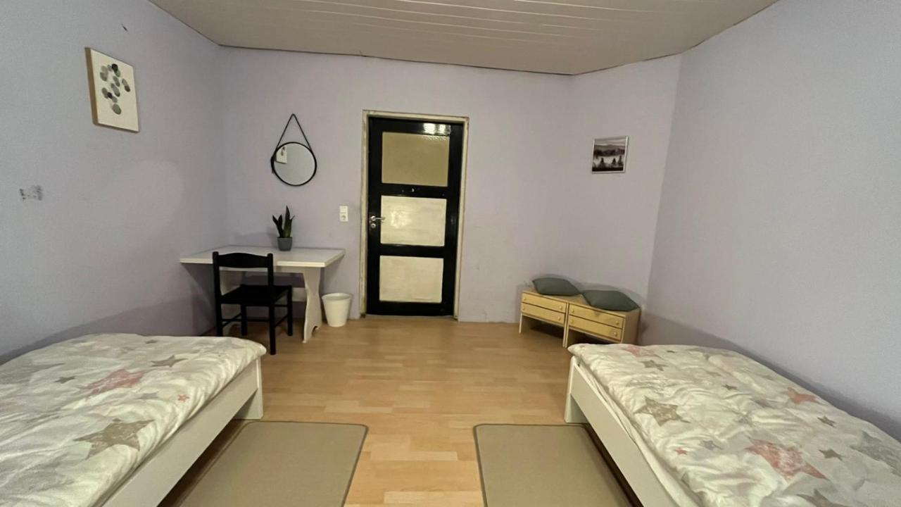Monteure, Ganzes Haus, Schwarzheide, Haus 1 Apartment Exterior foto